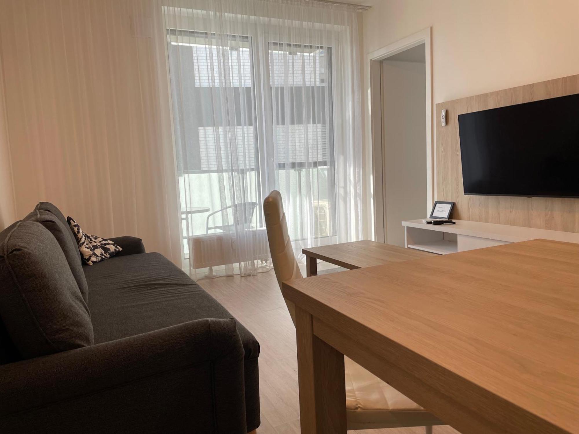 Central Stay Bratislava Exterior photo